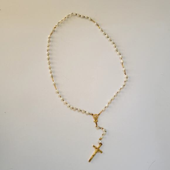 Vintage Rosary White Beads Gold Tone Crucifix Catholic Prayer Religious Jewelry - Picture 1 of 10